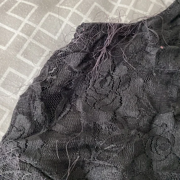 Black floral double-layer diagonal v-neck midi Flowy dress - Picture 8 of 17